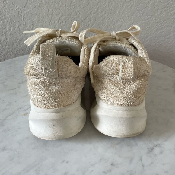 Tory Burch Good Luck‎ Logo Trainer in Textured Ivory - Picture 5 of 12